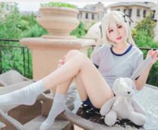 人气coser《猫君君MaoJun》蕾姆清凉一夏贞德合集