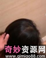 二只小狗